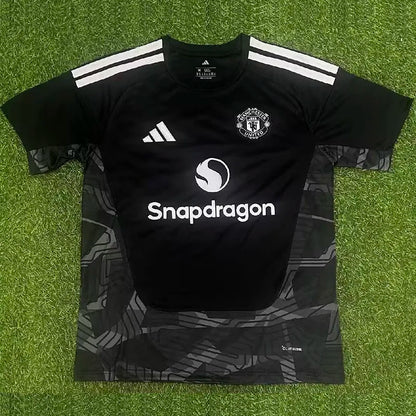 2026-27 Man Utd Black Goalkeeper Fans Soccer Jersey