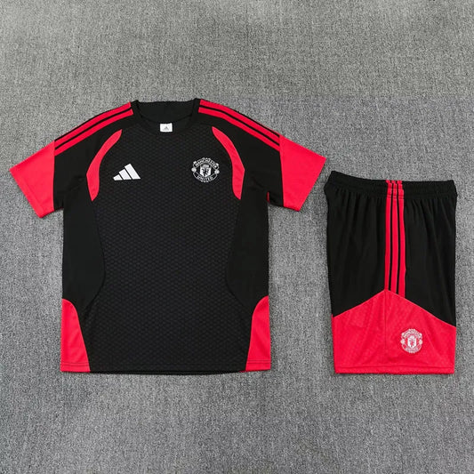 2026-27 Man Utd Black Training Short Suit